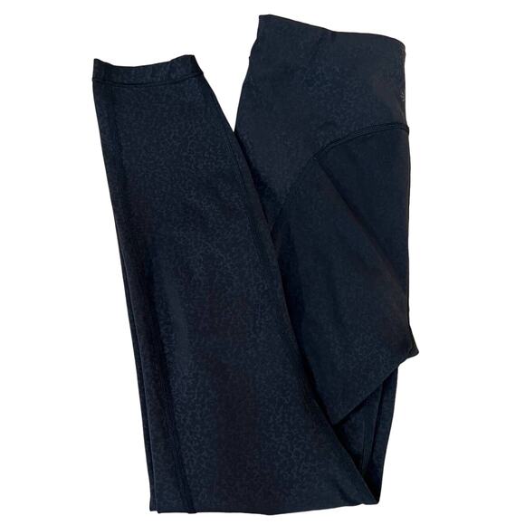 Athleta Pants - Athleta Black Ultimate Stash Pocket Embossed 7/8 Tight Side/Waist Pocket Size XS